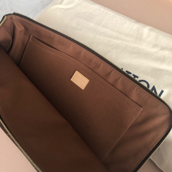 Louis Vuitton Portfolio, LV Monogram - Picture 2 of 6